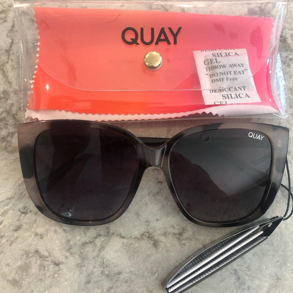 Women’s Quay sunglasses